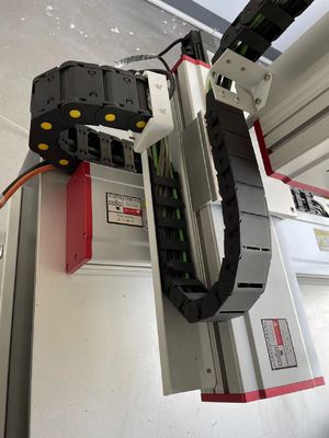 स्वचालित फाइबर लेजर वेल्डिंग मशीन सिपकट नियंत्रण प्रणाली और 50Hz-5KHz के साथ
