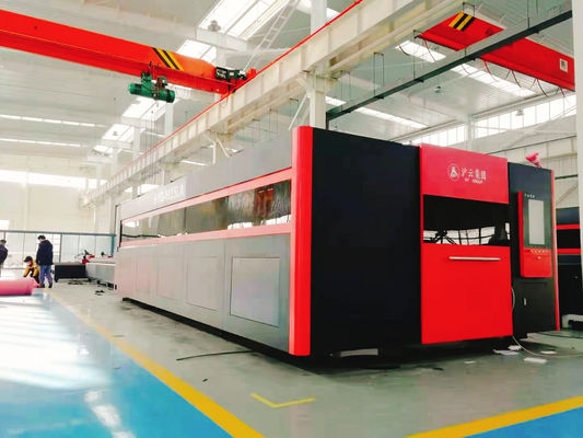 Precitec लेजर हेड 1000W-25000W धातु शीट प्रसंस्करण के लिए सीएनसी फाइबर लेजर कटिंग मशीन