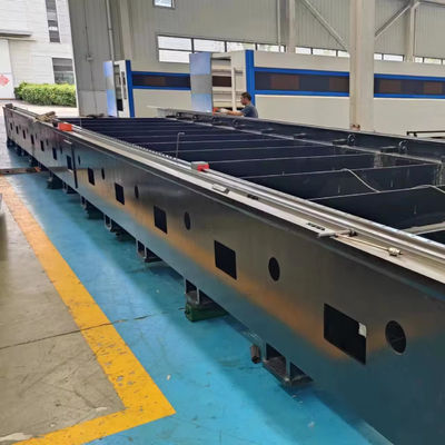 स्टेनलेस स्टील और कार्बन स्टील के लिए किफायती बड़े आकार के ग्राउंड ट्रैक लेजर कटर